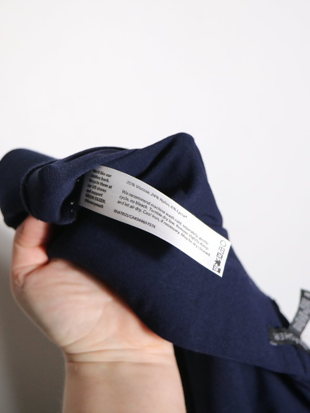 Eileen Fisher Pull On Ankle Crop Pants Womens Medium Navy Blue Stretch Knit - Picture 3 of 5